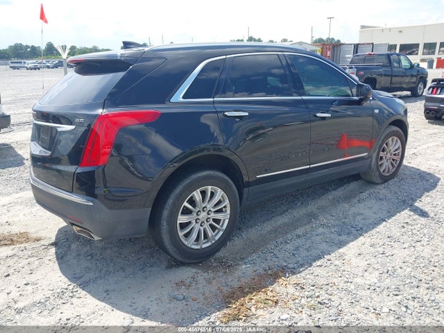45576516 :رقم المزاد ، 1GYKNARS5HZ240702 vin ، 2017 Cadillac Xt5 Standard مزاد بيع