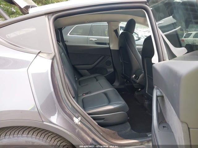Продажа на аукционе авто 2021 Tesla Model Y Long Range Dual Motor All-wheel Drive, vin: 5YJYGAEE1MF292113, номер лота: 45576521