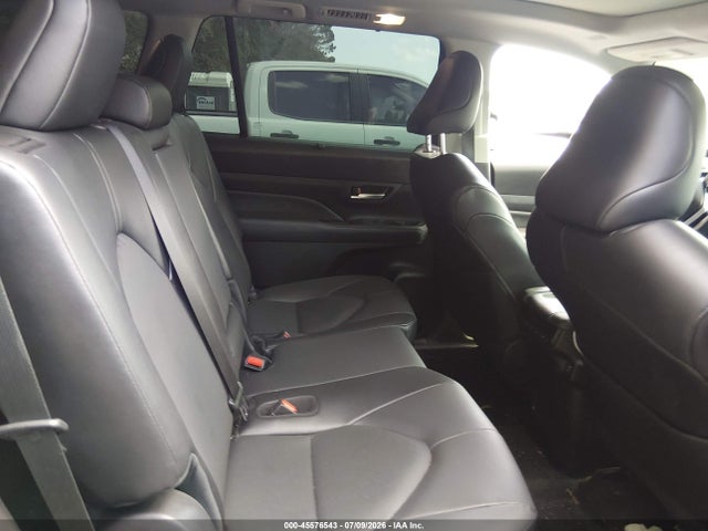 45576543 :رقم المزاد ، 5TDAAAA58SS032728 vin ، 2025 Toyota Grand Highlander Xle مزاد بيع