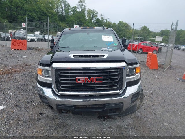 45576610 :رقم المزاد ، 1GT12NEY3KF257700 vin ، 2019 Gmc Sierra 2500hd مزاد بيع