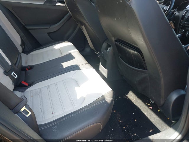 45576709 :رقم المزاد ، 3VWD17AJ5GM247419 vin ، 2016 Volkswagen Jetta 1.8t Sport مزاد بيع