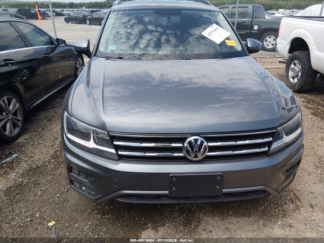 Продаж на аукціоні авто 2018 Volkswagen Tiguan 2.0t S, vin: 3VV1B7AX3JM037336, номер лоту: 45576804