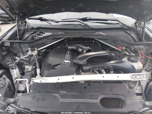 45576823 :رقم المزاد ، 5UXKR2C32H0U24063 vin ، 2017 Bmw X5 Sdrive35i مزاد بيع