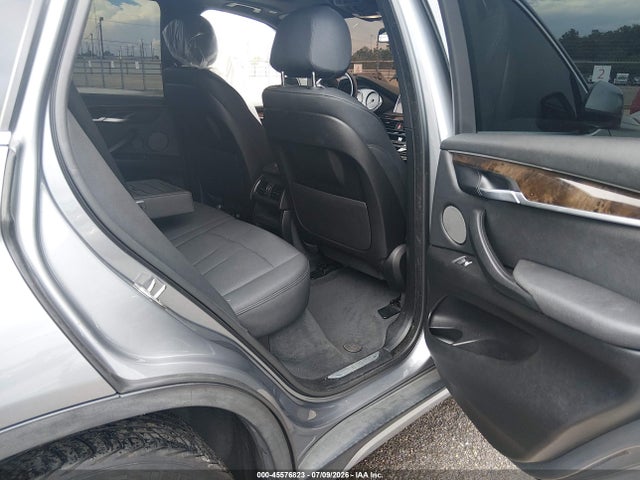 45576823 :رقم المزاد ، 5UXKR2C32H0U24063 vin ، 2017 Bmw X5 Sdrive35i مزاد بيع