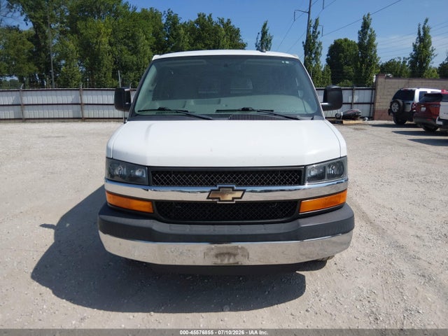1GAZGPFG8G1317828 Chevrolet Express 3500 Lt