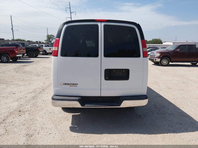 1GAZGPFG8G1317828 Chevrolet Express 3500 Lt