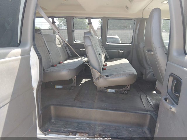 1GAZGPFG8G1317828 Chevrolet Express 3500 Lt