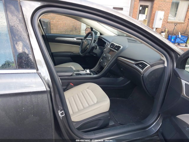 3FA6P0UU5JR273686 Ford Fusion Hybrid S