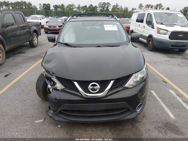 45576898 :رقم المزاد ، JN1BJ1CR5HW132799 vin ، 2017 Nissan Rogue Sport Sv مزاد بيع