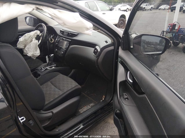 45576898 :رقم المزاد ، JN1BJ1CR5HW132799 vin ، 2017 Nissan Rogue Sport Sv مزاد بيع