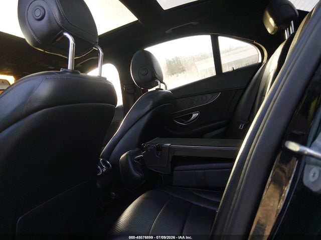 Продажа на аукционе авто 2017 Mercedes-benz C 300 Sport, vin: 55SWF4JBXHU229572, номер лота: 45576899