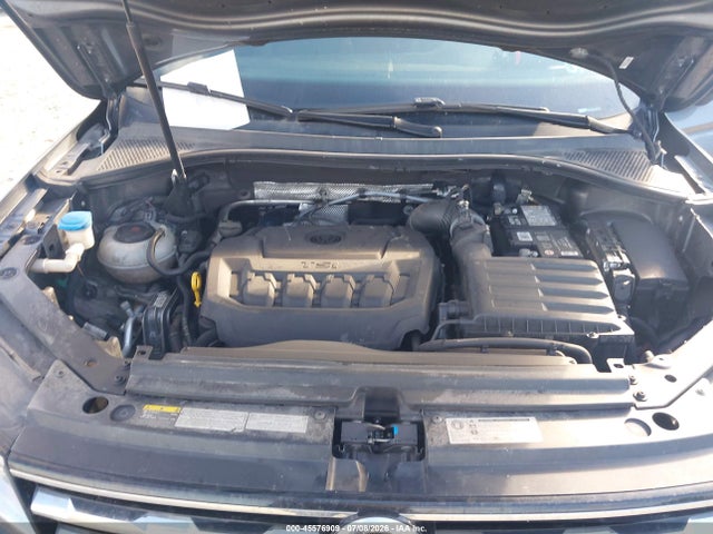 Продаж на аукціоні авто 2018 Volkswagen Tiguan 2.0t S, vin: 3VV0B7AXXJM065033, номер лоту: 45576909
