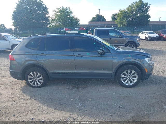 Продаж на аукціоні авто 2018 Volkswagen Tiguan 2.0t S, vin: 3VV0B7AXXJM065033, номер лоту: 45576909