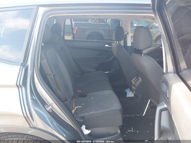 Продаж на аукціоні авто 2018 Volkswagen Tiguan 2.0t S, vin: 3VV0B7AXXJM065033, номер лоту: 45576909