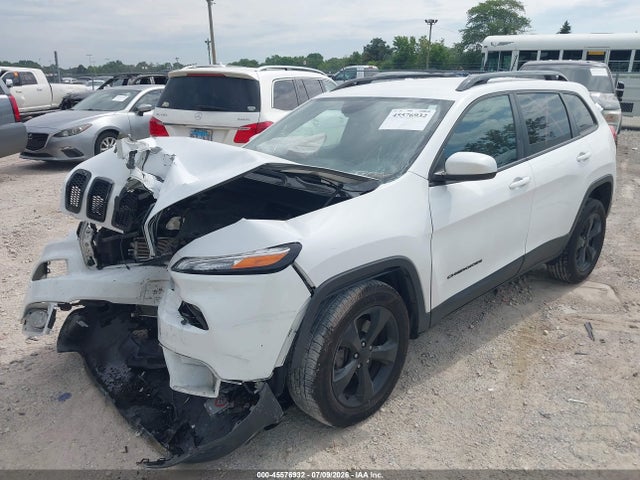 2018 Jeep Cherokee Latitude 4x4 მანქანა იყიდება აუქციონზე, vin: 1C4PJMCB4JD530398, აუქციონის ნომერი: 45576932