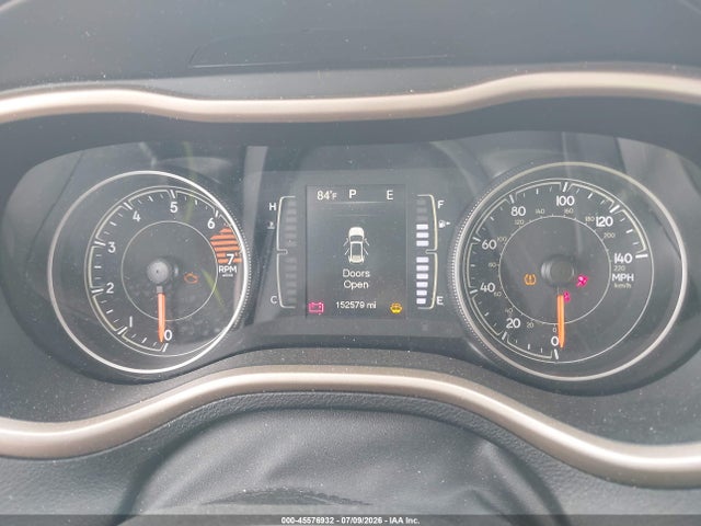 2018 Jeep Cherokee Latitude 4x4 მანქანა იყიდება აუქციონზე, vin: 1C4PJMCB4JD530398, აუქციონის ნომერი: 45576932