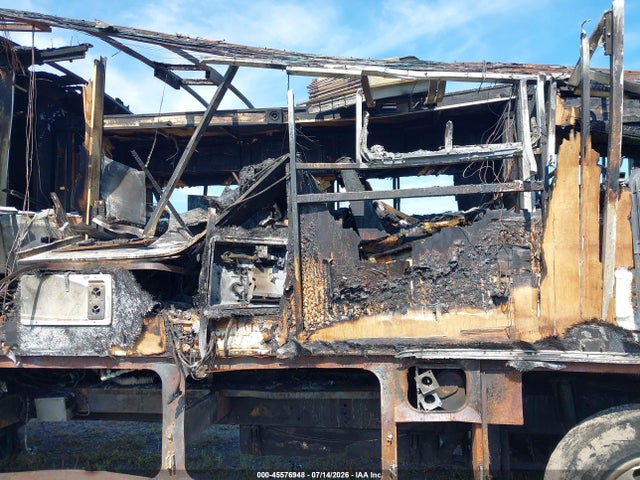 Продаж на аукціоні авто 2000 Freightliner Chassis X Line Motor Home, vin: 4UZ6EFBC9YCG48502, номер лоту: 45576948