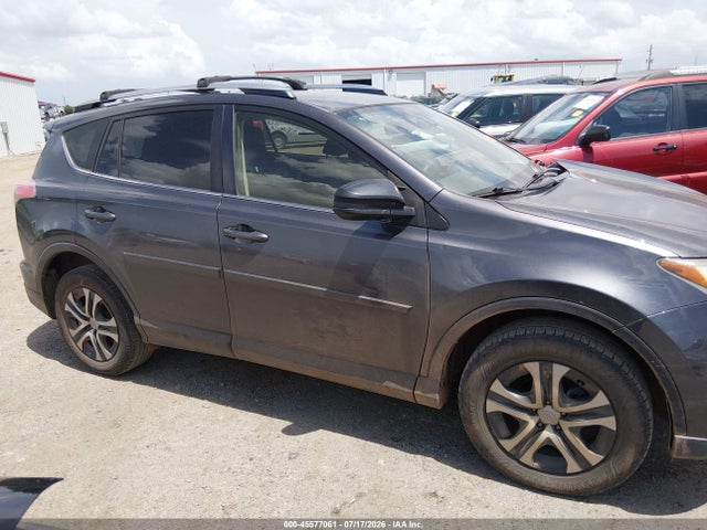 Aukcja sprzedaży 2017 Toyota Rav4 Le, vin: JTMZFREV9HJ716240, numer aukcji: 45577061
