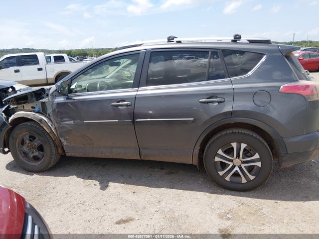 Aukcja sprzedaży 2017 Toyota Rav4 Le, vin: JTMZFREV9HJ716240, numer aukcji: 45577061