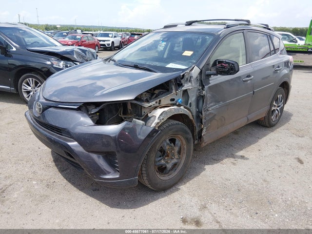Aukcja sprzedaży 2017 Toyota Rav4 Le, vin: JTMZFREV9HJ716240, numer aukcji: 45577061