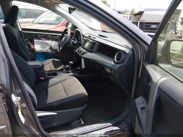 Aukcja sprzedaży 2017 Toyota Rav4 Le, vin: JTMZFREV9HJ716240, numer aukcji: 45577061