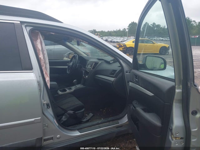 Subaru Outback 2.5i Premium 2014 4S4BRCCC6E3223408 Image 5