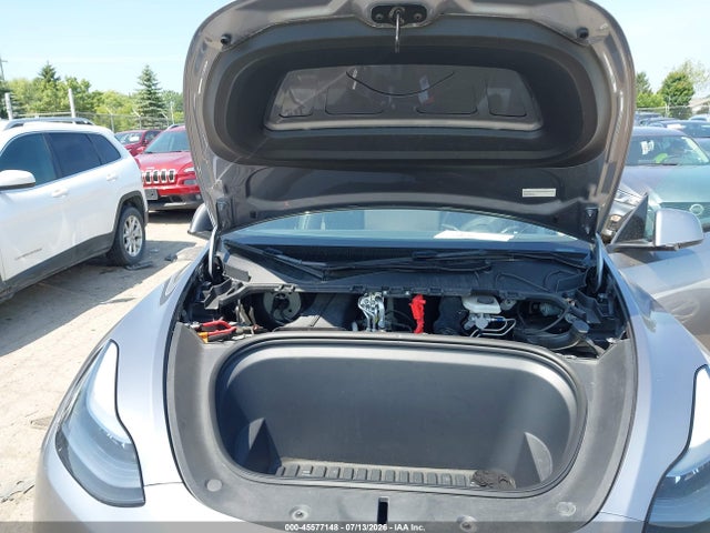 2024 Tesla Model Y Long Range Dual Motor All-wheel Drive მანქანა იყიდება აუქციონზე, vin: 7SAYGDEEXRA308284, აუქციონის ნომერი: 45577148