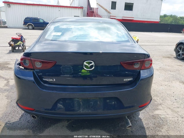 45577150 :رقم المزاد ، JM1BPAAL0M1338761 vin ، 2021 Mazda Mazda3 مزاد بيع