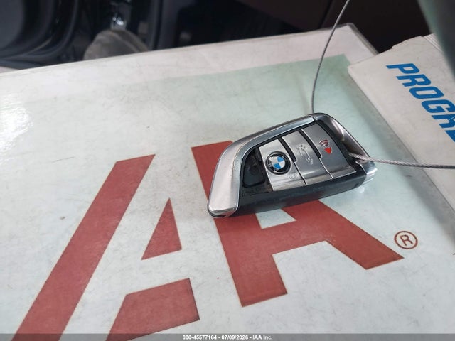 2019 Bmw 540i მანქანა იყიდება აუქციონზე, vin: WBAJE5C55KWW16414, აუქციონის ნომერი: 45577164