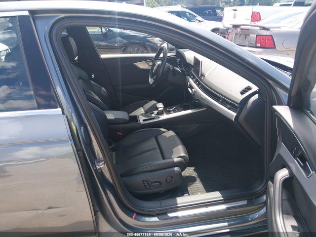 Продажа на аукционе авто 2019 Audi A4 45 Premium, vin: WAUENAF44KN018186, номер лота: 45577168