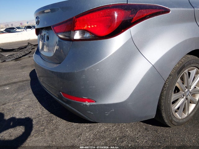 Продажа на аукционе авто 2015 Hyundai Elantra Se, vin: 5NPDH4AE9FH554743, номер лота: 45577214
