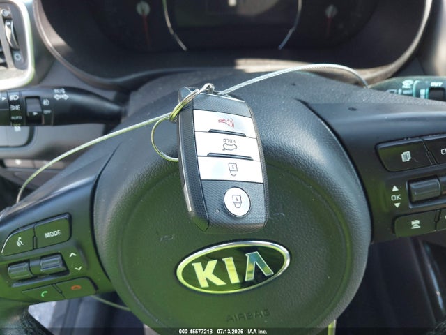 Продажа на аукционе авто 2017 Kia Sorento 3.3l Sxl, vin: 5XYPKDA55HG256666, номер лота: 45577218