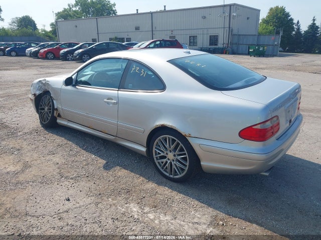 45577231 :رقم المزاد ، WDBLJ74G31F187015 vin ، 2001 Mercedes-benz Clk 55 Amg مزاد بيع