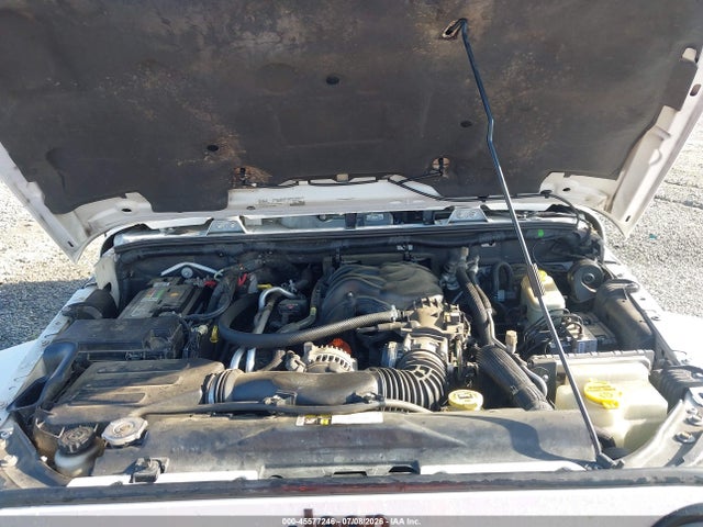 2015 Jeep Wrangler Unlimited Sahara მანქანა იყიდება აუქციონზე, vin: 1C4BJWEG9FL746372, აუქციონის ნომერი: 45577246