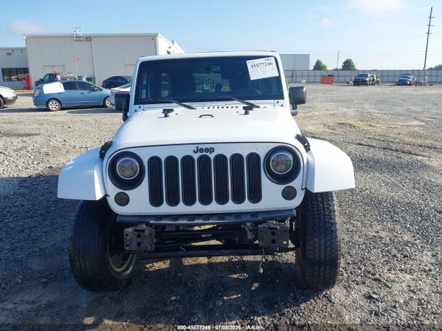 2015 Jeep Wrangler Unlimited Sahara მანქანა იყიდება აუქციონზე, vin: 1C4BJWEG9FL746372, აუქციონის ნომერი: 45577246