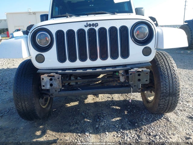 2015 Jeep Wrangler Unlimited Sahara მანქანა იყიდება აუქციონზე, vin: 1C4BJWEG9FL746372, აუქციონის ნომერი: 45577246