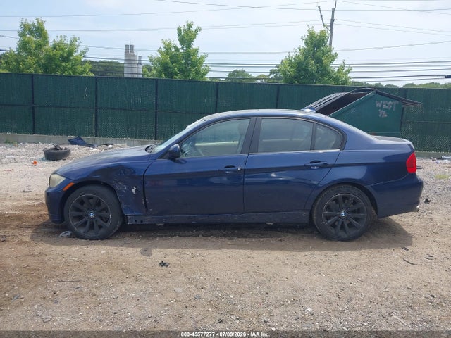 2011 Bmw 328i მანქანა იყიდება აუქციონზე, vin: WBAPH7G54BNM55325, აუქციონის ნომერი: 45577277