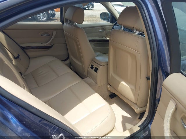 2011 Bmw 328i მანქანა იყიდება აუქციონზე, vin: WBAPH7G54BNM55325, აუქციონის ნომერი: 45577277