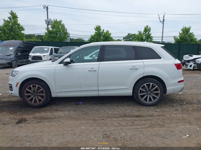 Продажа на аукционе авто 2019 Audi Q7 45 Premium, vin: WA1LHAF7XKD043038, номер лота: 45577407