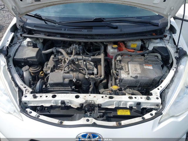 Toyota Prius C One 2014 JTDKDTB38E1060924 Image 10