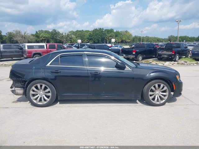 45577457 :رقم المزاد ، 2C3CCAAG2JH154359 vin ، 2018 Chrysler 300 Touring L مزاد بيع