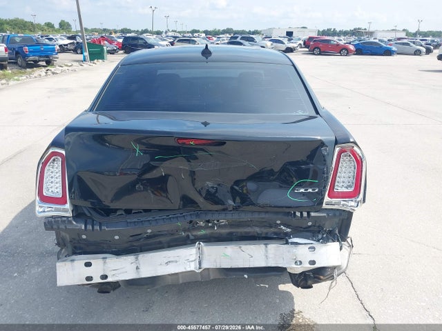 45577457 :رقم المزاد ، 2C3CCAAG2JH154359 vin ، 2018 Chrysler 300 Touring L مزاد بيع