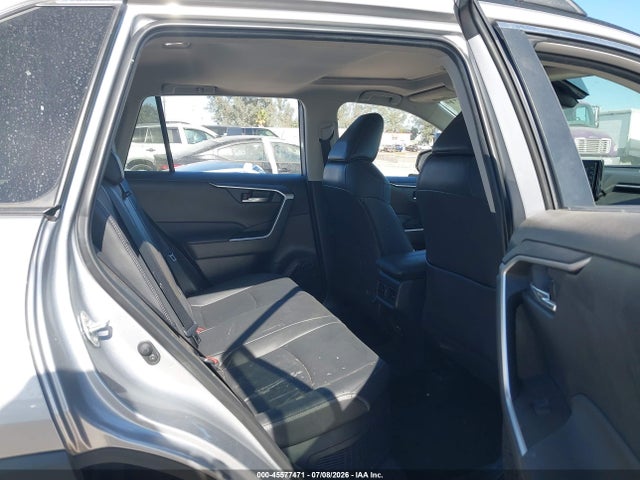 45577471 :رقم المزاد ، 4T3B6RFVXMU041204 vin ، 2021 Toyota Rav4 Hybrid Xle Premium مزاد بيع