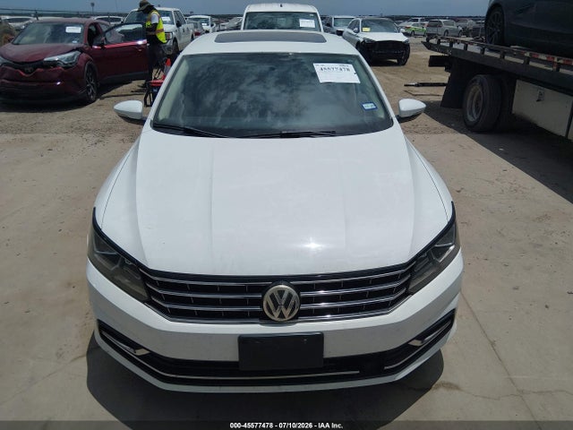 2016 Volkswagen Passat 1.8t Se მანქანა იყიდება აუქციონზე, vin: 1VWBT7A34GC030075, აუქციონის ნომერი: 45577478
