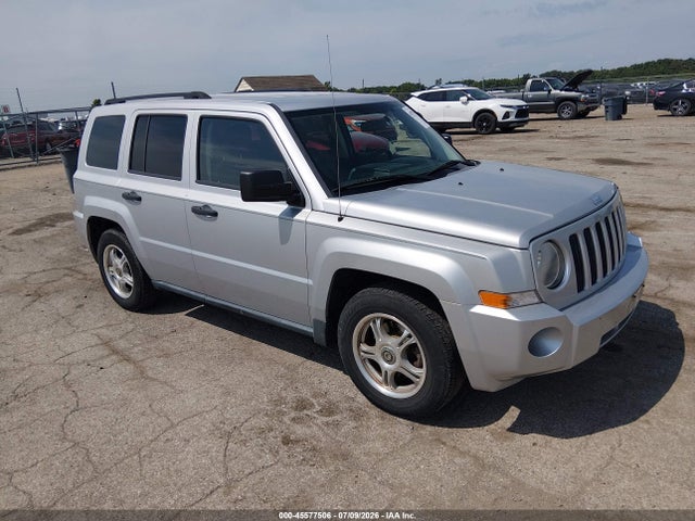 45577506 :رقم المزاد ، 1J8FF28W08D514182 vin ، 2008 Jeep Patriot Sport مزاد بيع