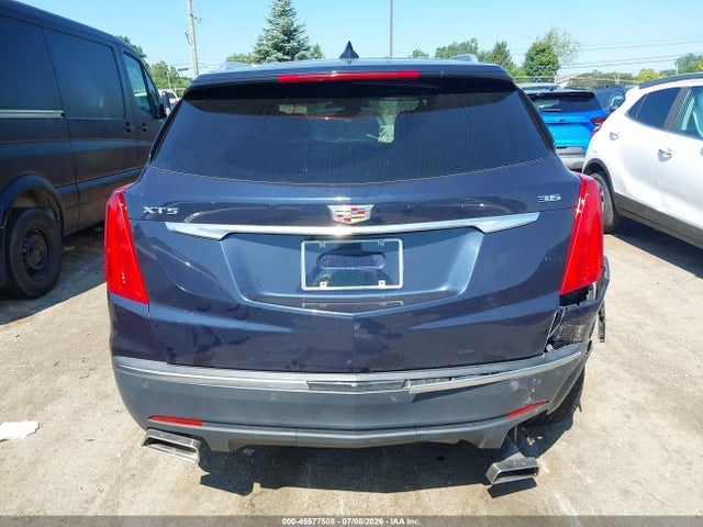 45577508 :رقم المزاد ، 1GYKNBRS1HZ157483 vin ، 2017 Cadillac Xt5 Luxury مزاد بيع