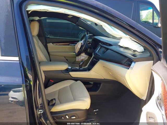 45577508 :رقم المزاد ، 1GYKNBRS1HZ157483 vin ، 2017 Cadillac Xt5 Luxury مزاد بيع
