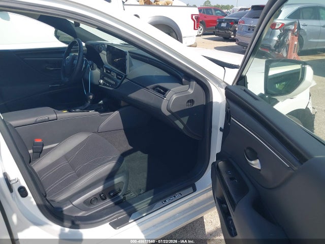 Продаж на аукціоні авто 2024 Lexus Es 300h Luxury, vin: 58AEA1C16RU051865, номер лоту: 45577540