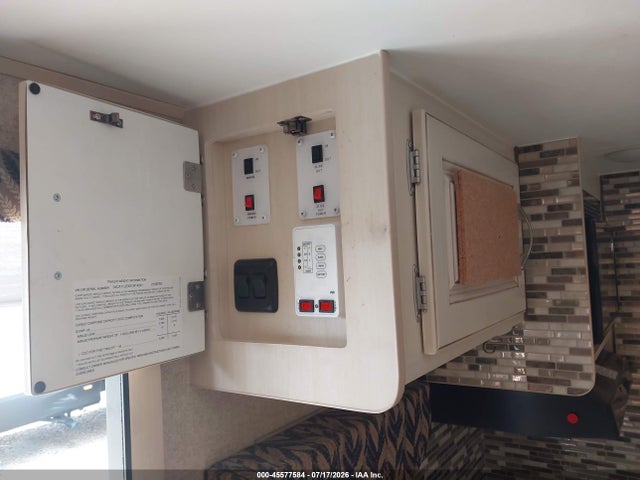 Продаж на аукціоні авто 2016 Winnebago Micro Mini, vin: 54CA11J23G1M14241, номер лоту: 45577584