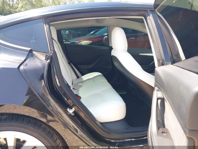 Продажа на аукционе авто 2022 Tesla Model 3 Long Range Dual Motor All-wheel Drive, vin: 5YJ3E1EB2NF108868, номер лота: 45577588